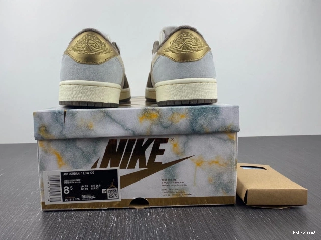 Reps TBkick of DV1312-200 Jordan the Air 1 OG Year Low Retro Rabbit 0823
